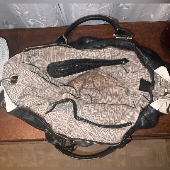 Used Steve Madden Bag - Picture 2 of 12